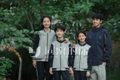 圣瀾服飾(同桌的你)校服定制廠家，讓校園著裝更懂中國校園需求